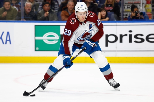 Nathan MacKinnon