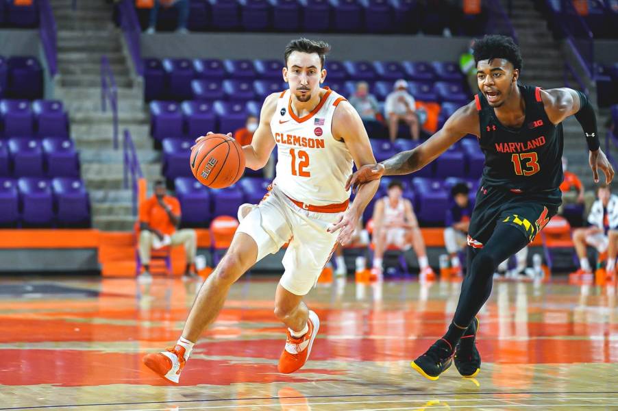 Clemson guard Alex Hemenway