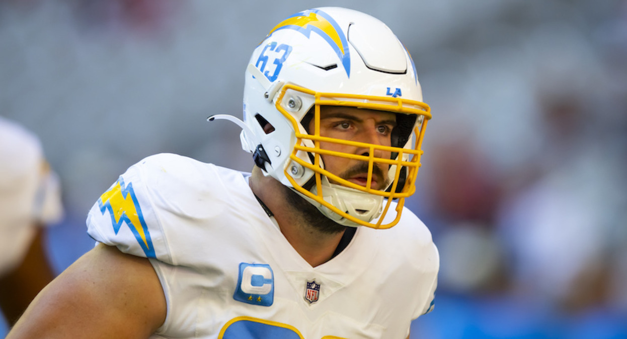 Corey Linsley retire