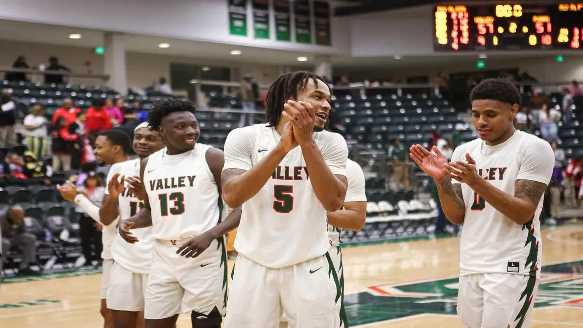 Mississippi Valley State of the Southwestern Atlantic Conference, a conference that could be considered a low-major, was the last team at the Division 1 level to pick up a win this season.